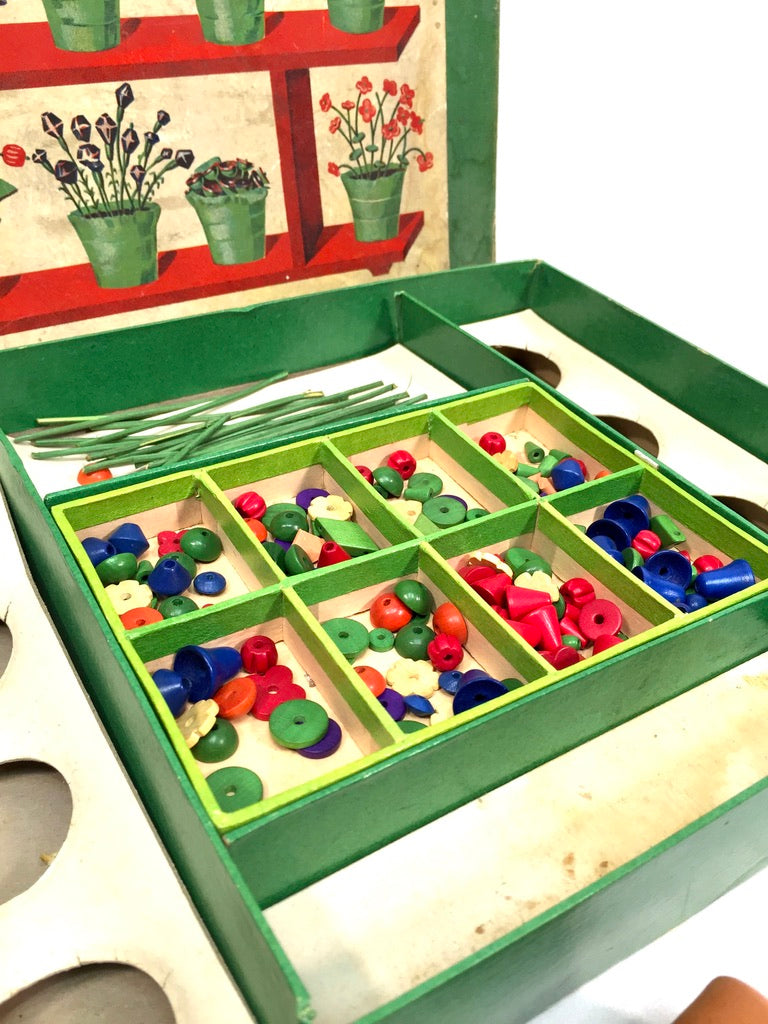 Vintage Toy - "Le Petit Jardinier" Children's Flower Craft & Assembly Game Set