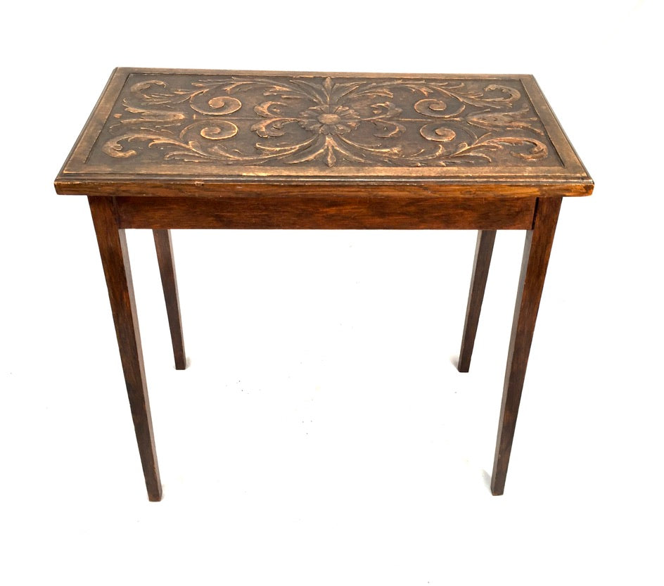 Antique Wooden Hand Carved Oak Lamp / Side Table / Occasional Table c.1930