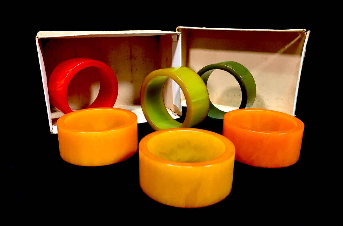 Antique Art Deco Complete Set of Six Colourful Bakelite Napkin Rings & Box c1930