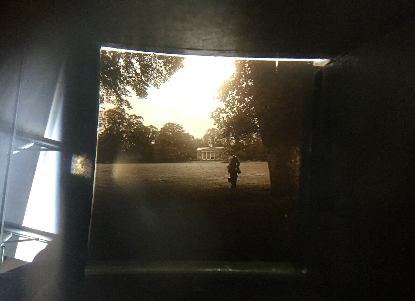 Antique Handheld Travel Sized Stereo Viewer / Stereoscope / c1910 Verascope