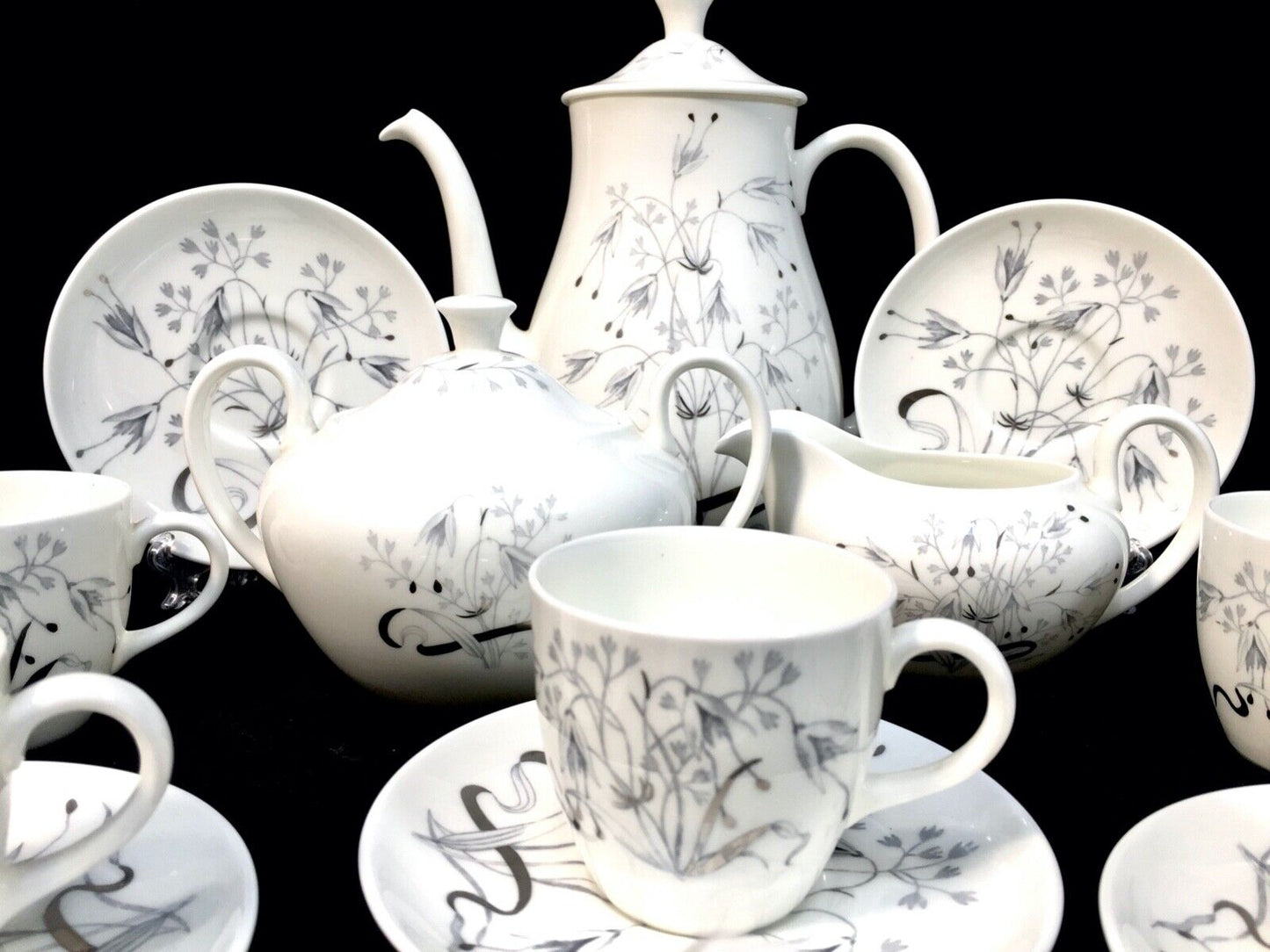 Antique Wedgwood Coffee Set - Wild Oats W4166 - For 6 People / Vintage China