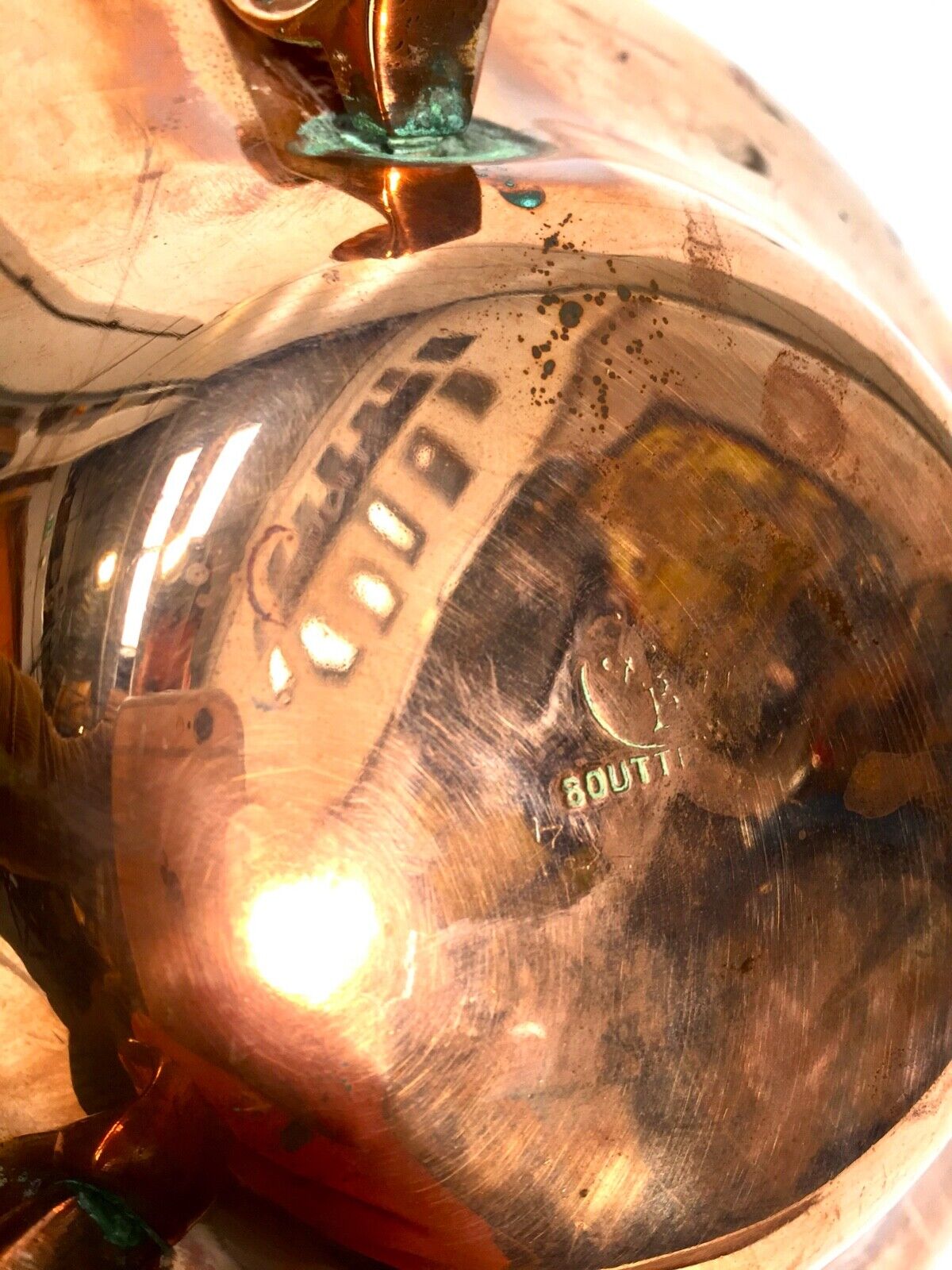 Antique Arts And Crafts Copper Planter by William Soutter & Sons / c.1890