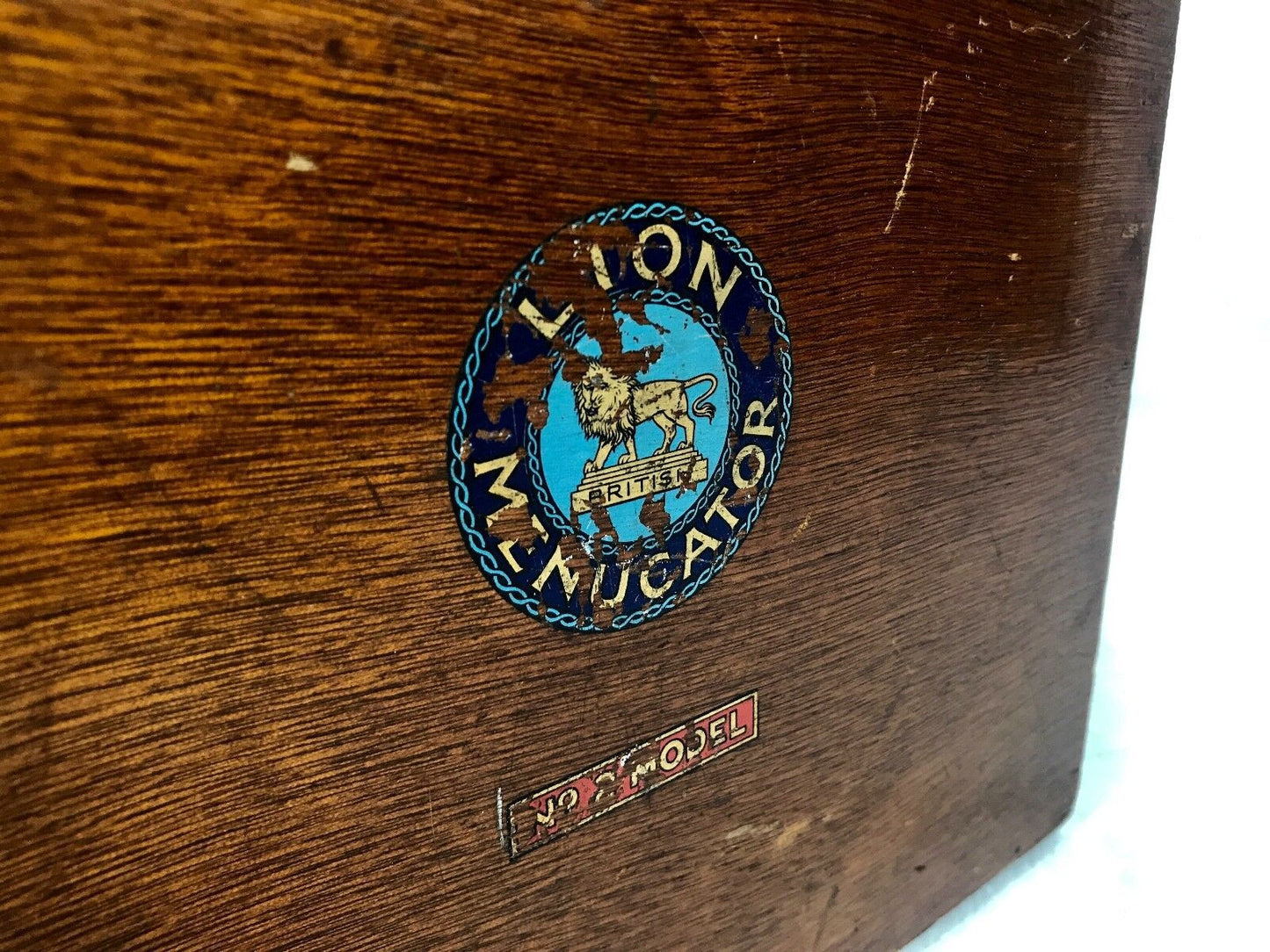 Antique Lion Menucator No 2 Model Series / Wooden Box Printers Equipment
