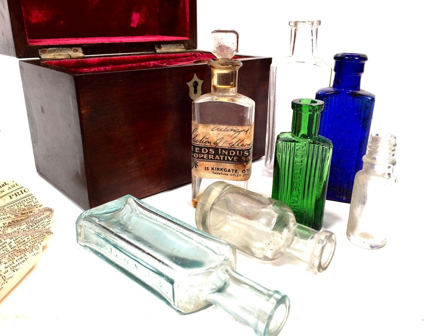 Antique Mahogany Apothecary Box / Cabinet With Glass Medicine Bottles c.1880
