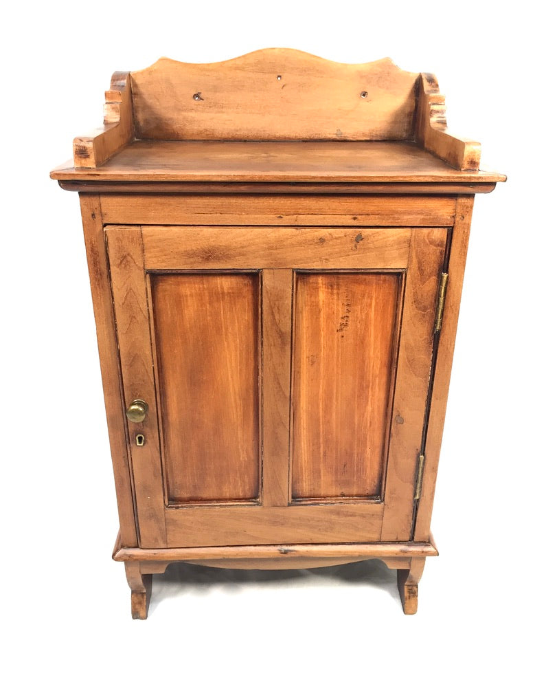 Antique Wooden Tabletop Cupboard / Storage Cabinet Box / 20th Century c.1930