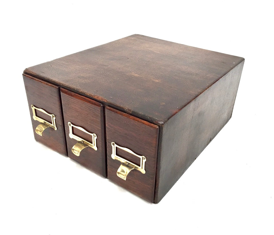 Antique 20th Century Tabletop Wooden "Shannon" Index Card Filing Drawer Box Unit