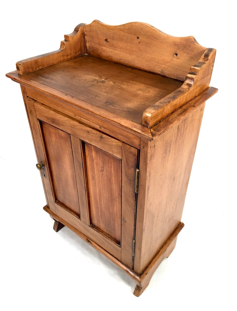 Antique Wooden Tabletop Cupboard / Storage Cabinet Box / 20th Century c.1930