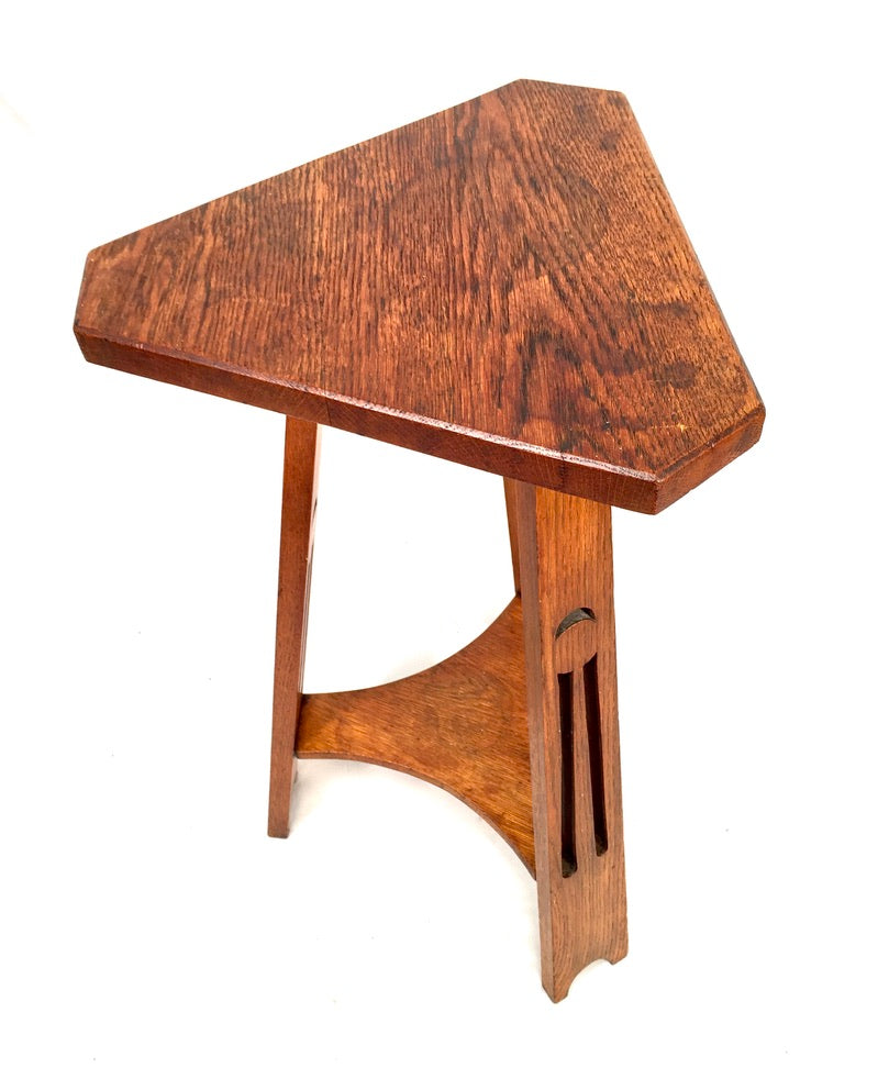 Antique Arts & Crafts Oak Wooden Carved Tripod Occasional Lamp Plant Table c1930