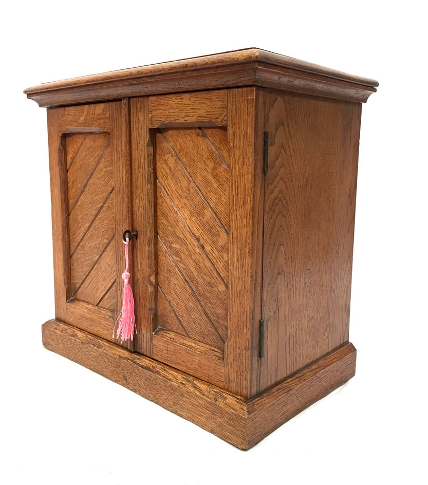 Antique Tabletop Oak Wooden Desk Stationery Box / Cabinet / Cupboard c.1920 Key