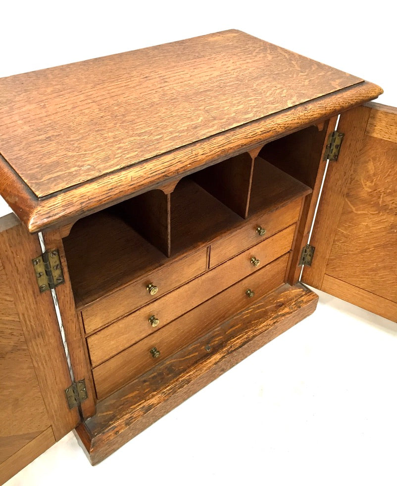 Antique Tabletop Oak Wooden Desk Stationery Box / Cabinet / Cupboard c.1920 Key