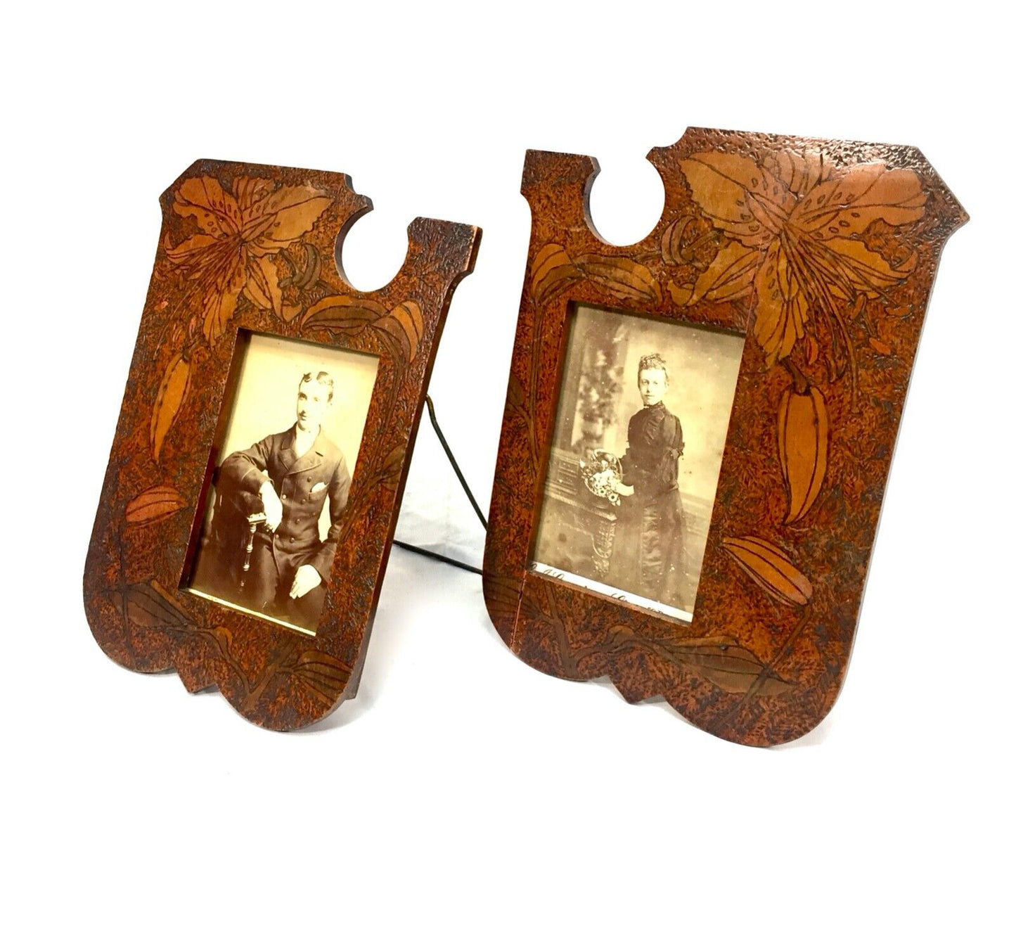 Antique Arts & Crafts Wooden Poker Work Photo Frame Pair / Tabletop Stood c.1900