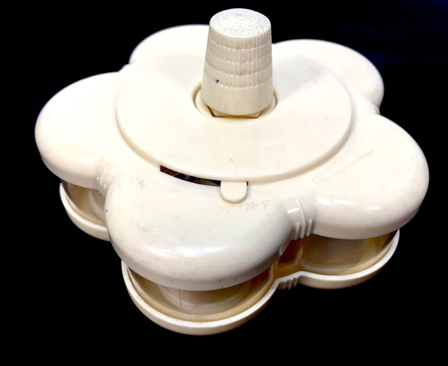 Antique Cream Mottled Bakelite Cotton Spool Reel Holder / Travel Size / Art Deco