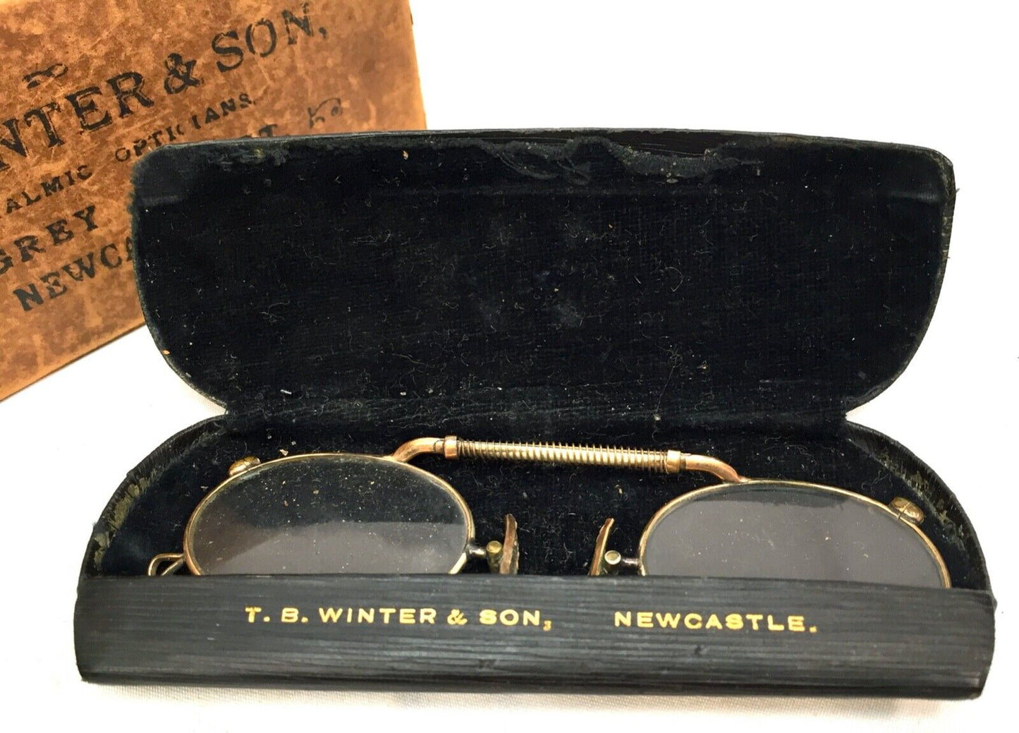 Antique Pinz Nez Glasses by T.B Winter of Newcastle on Tyne / Boxed & Case