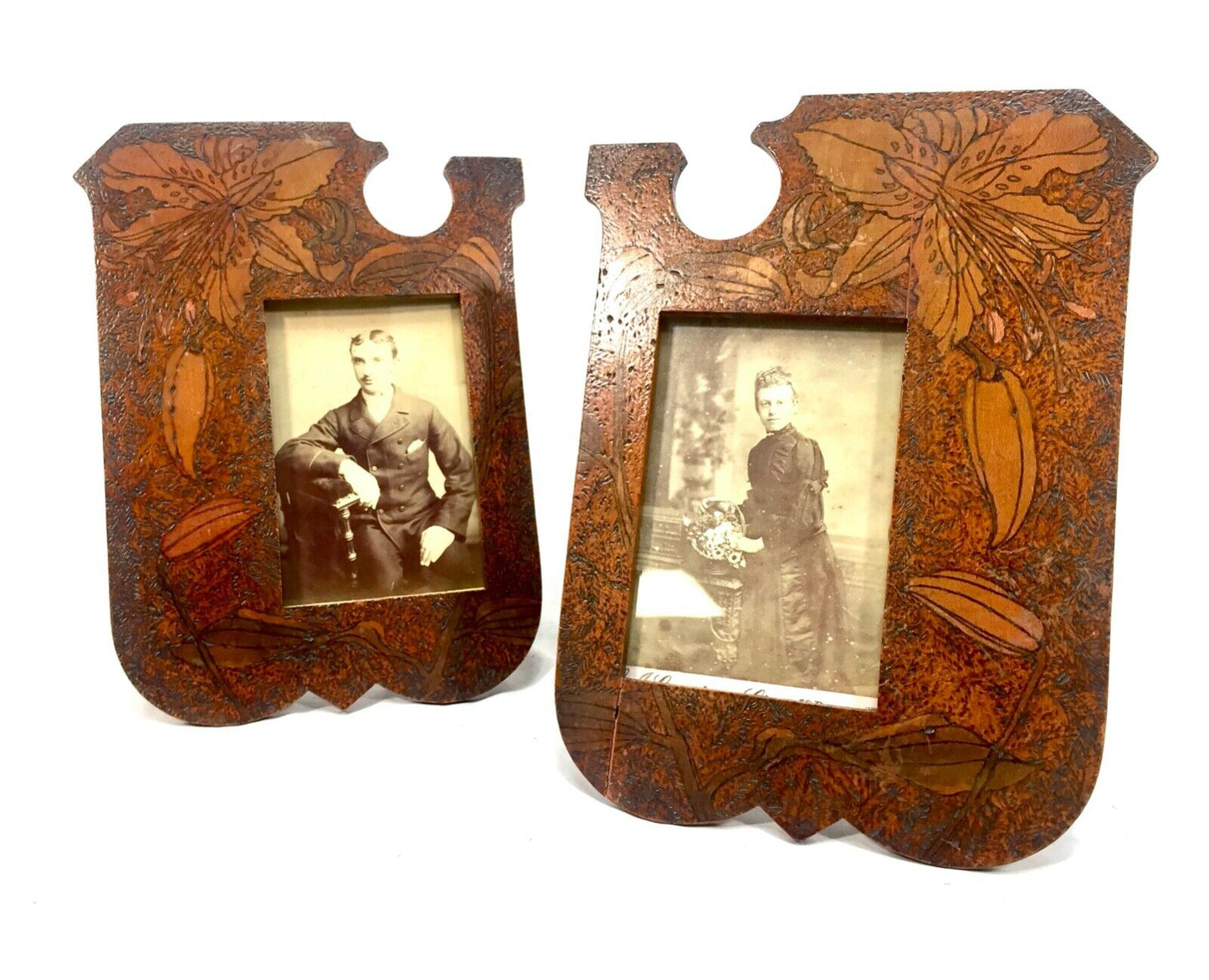 Antique Arts & Crafts Wooden Poker Work Photo Frame Pair / Tabletop Stood c.1900