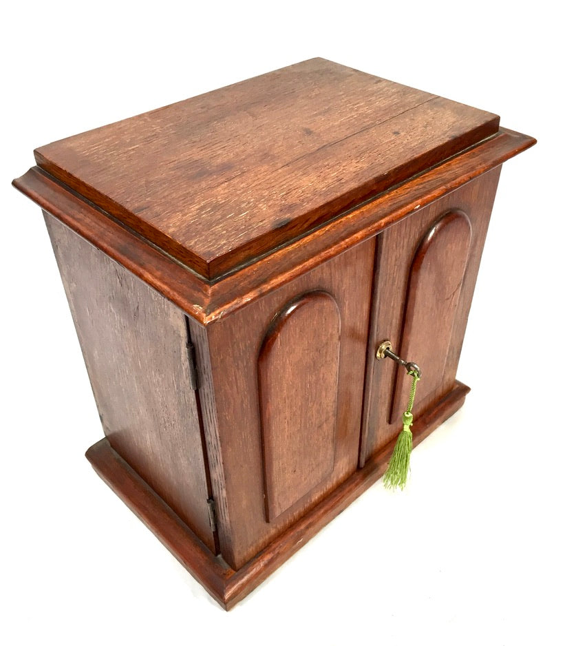 Antique Victorian Oak Wood Humidor Chest of Drawers / Collectors Cabinet Box Key