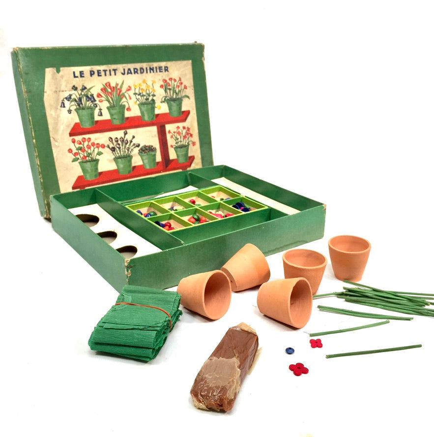 Vintage Toy - "Le Petit Jardinier" Children's Flower Craft & Assembly Game Set