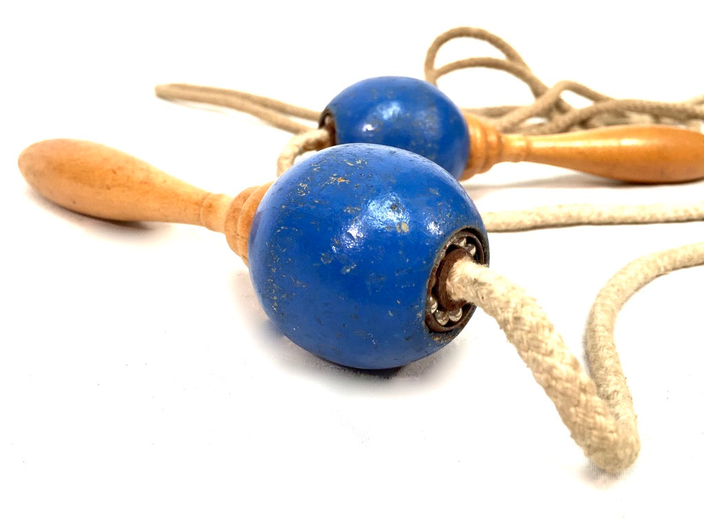 Vintage Children's Skipping Rope with Wooden Handles / Games & Toys / Antique