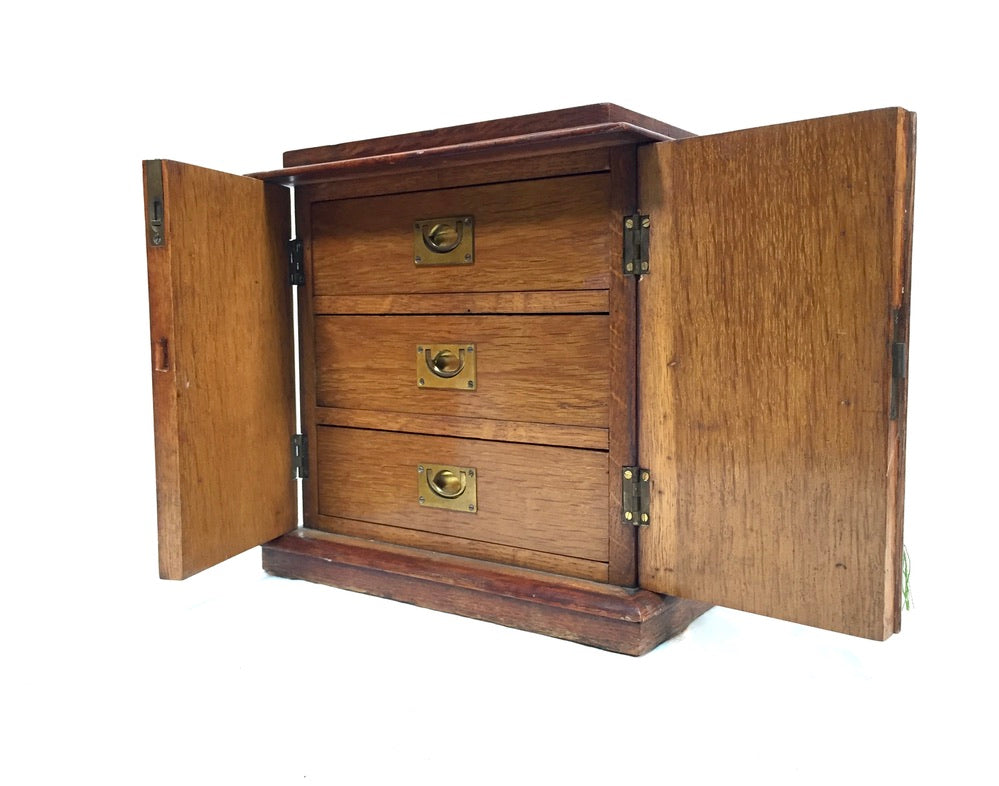 Antique Victorian Oak Wood Humidor Chest of Drawers / Collectors Cabinet Box Key
