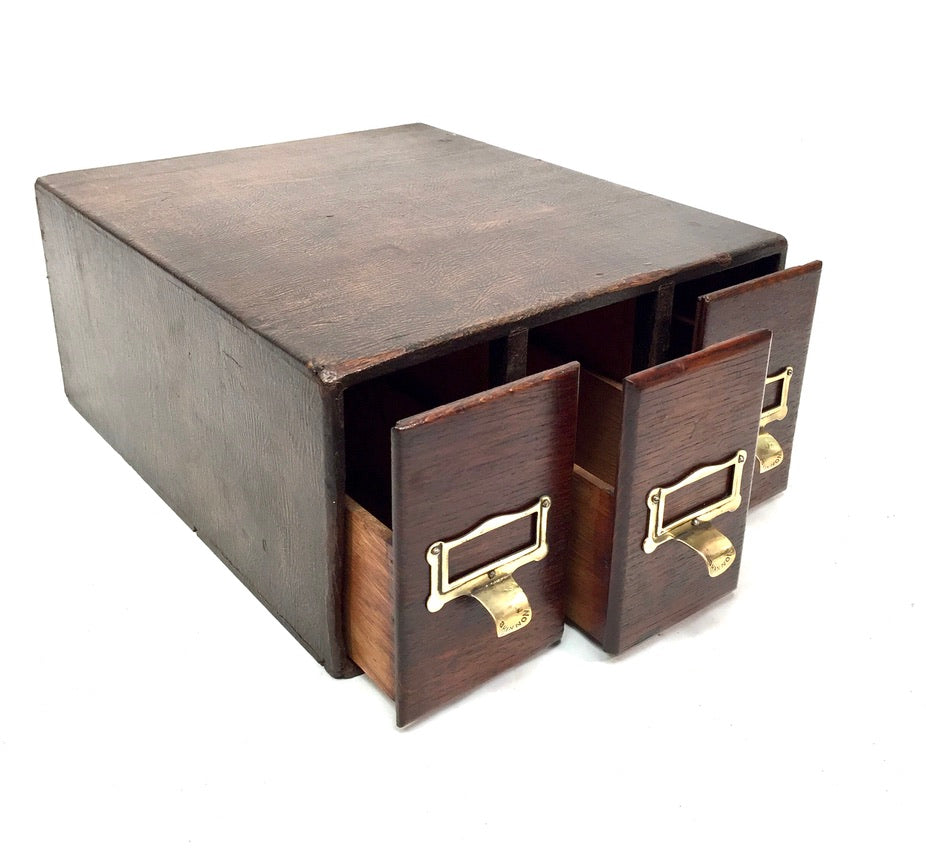 Antique 20th Century Tabletop Wooden "Shannon" Index Card Filing Drawer Box Unit