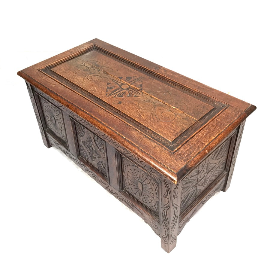 Antique Wooden Oak Hand Craved Panelled Storage Blanket Box / Coffer c.1900