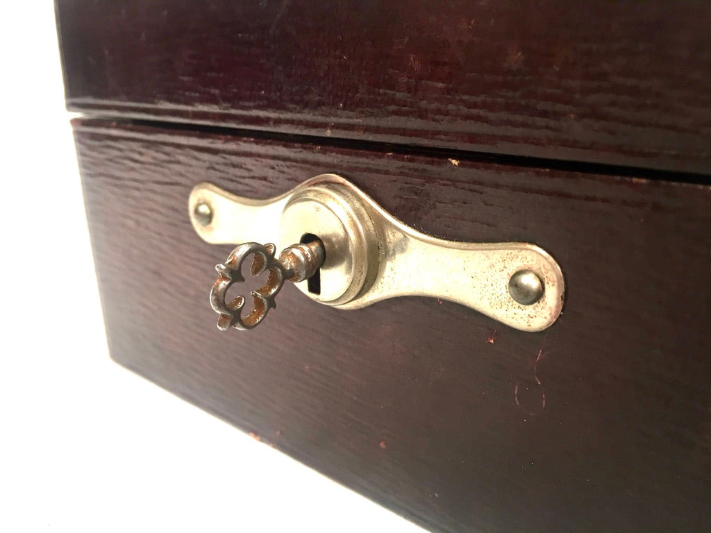 Antique Edwardian Leather Jewellery / Trinket Box with Key &amp; Working Lock c.1910