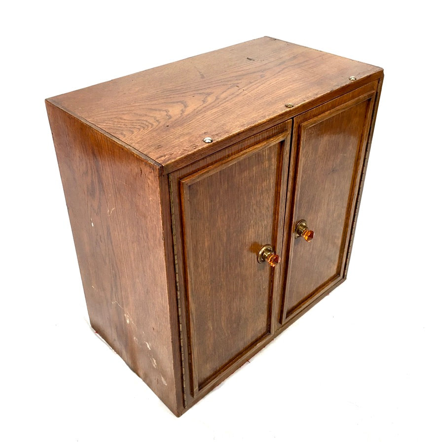Antique Wooden Oak Tabletop Collectors Cabinet / Pigeon Hole Organiser Storage