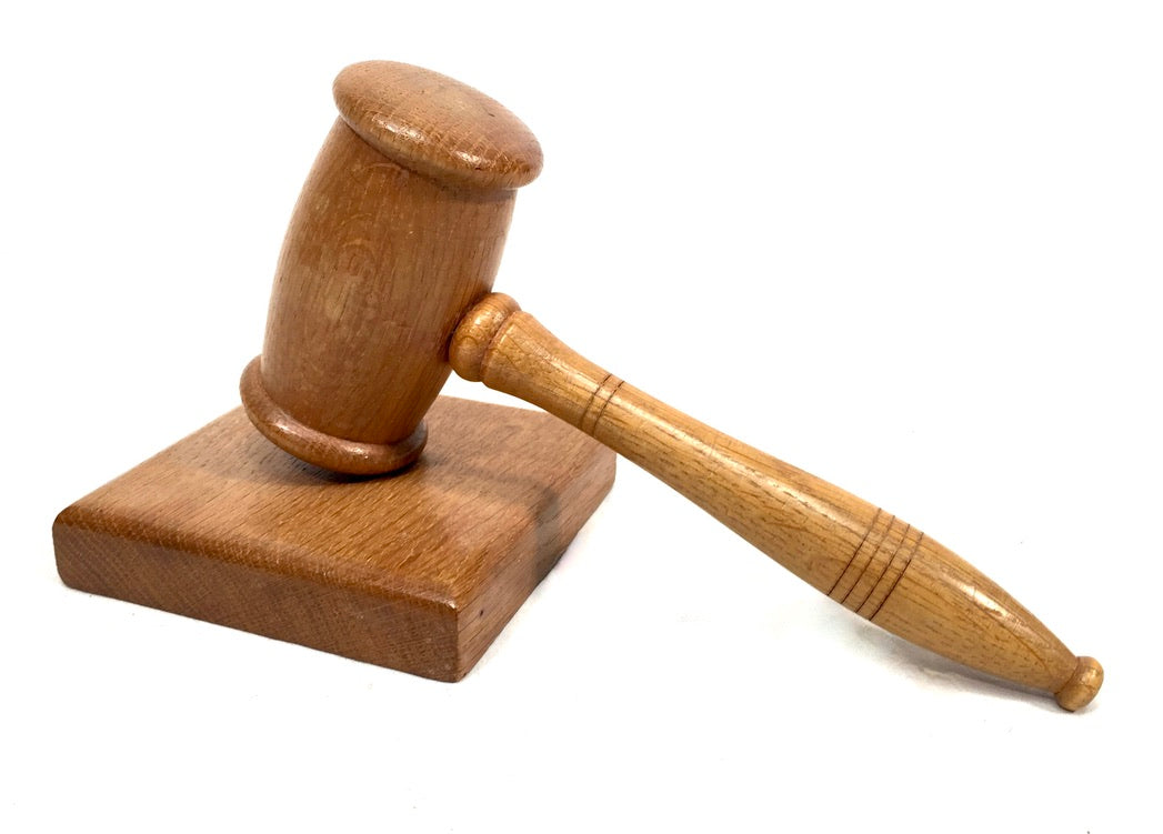 Vintage Solid Wooden Auctioneers Gavel / Judge's Gavel And Block Set / Antique8