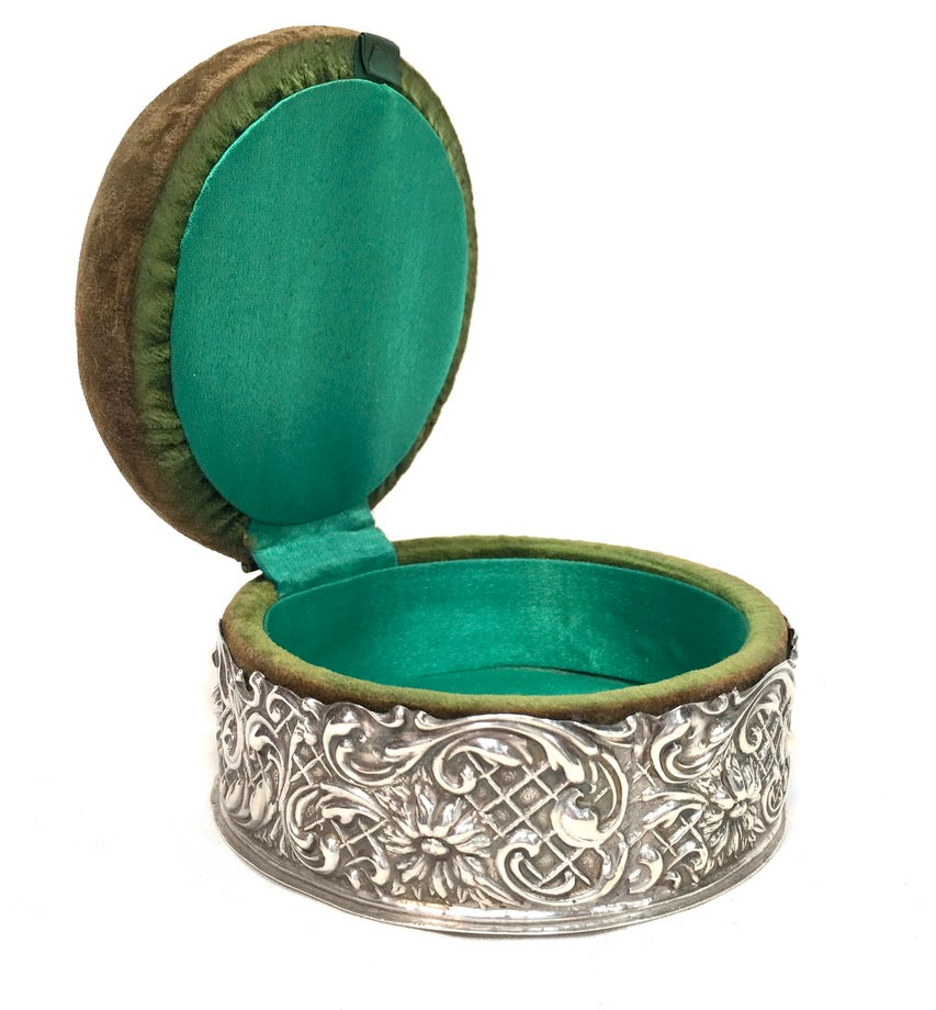 Antique Edwardian Art Nouveau Birmingham Sterling Silver Pin Cushion Box c.1905