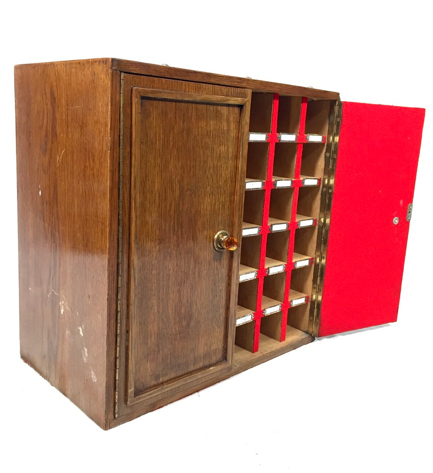 Antique Wooden Oak Tabletop Collectors Cabinet / Pigeon Hole Organiser Storage