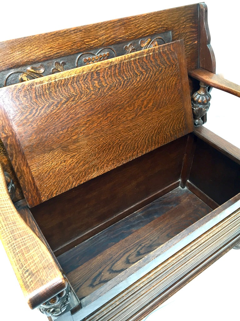 Antique Early 20th Century Oak Entrance Hall Monks Bench / Storage Seat