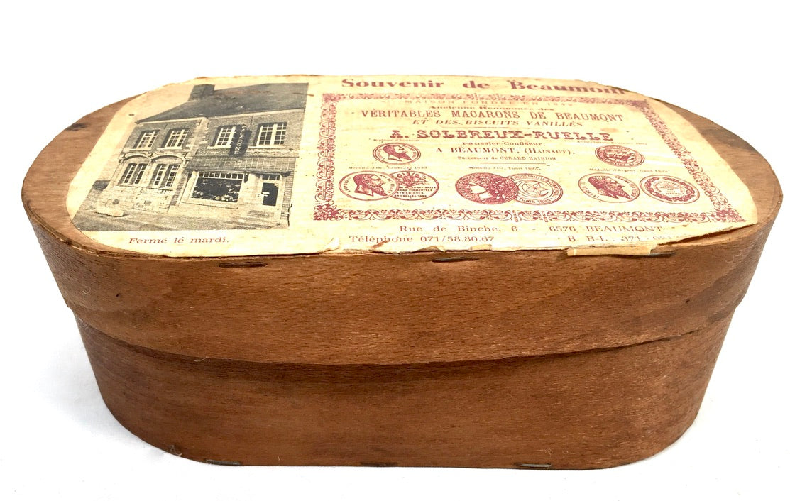 Antique Advertising - French Souvenir Shop Box for Macarons from Beaumont