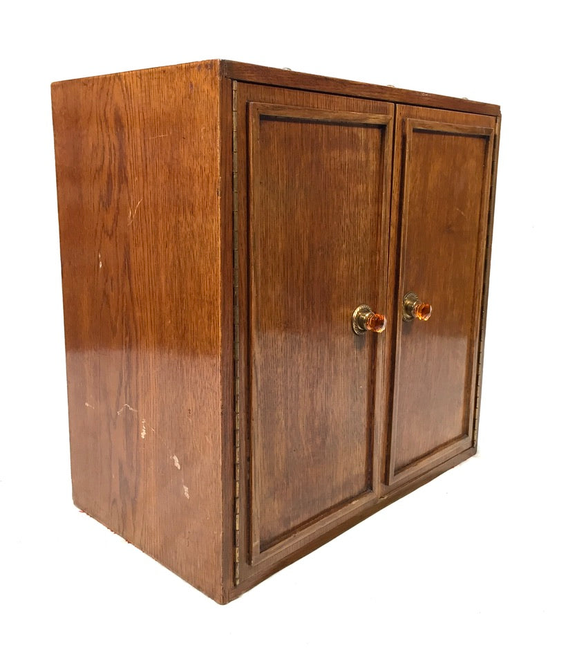Antique Wooden Oak Tabletop Collectors Cabinet / Pigeon Hole Organiser Storage