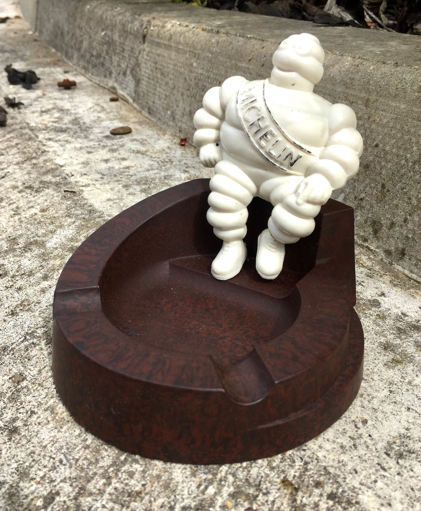 Antique Advertising - Original Brown bakelite Michelin Promotional Ashtray c.1930