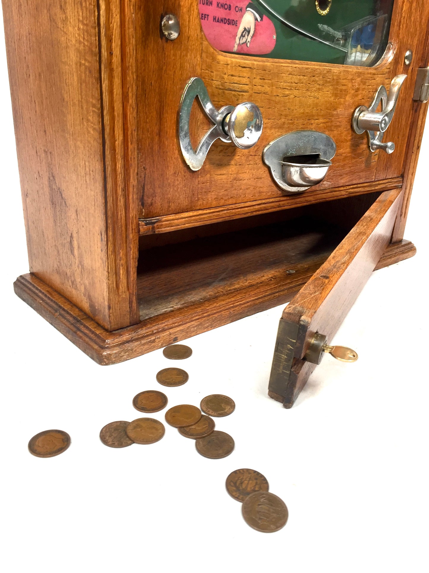 Antique Allwin De Luxe Arcade Coin Operated Penny Machine - Working / Keys
