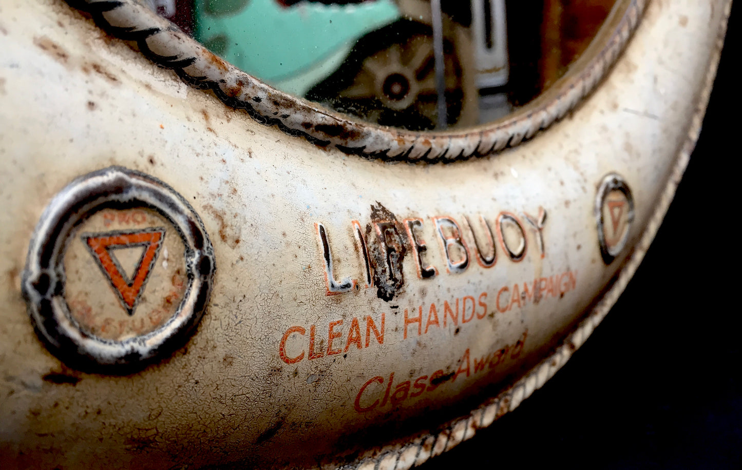 Antique Advertising - Rare 1930s / 20s Wall Mirror &nbsp;for Lifebuoy Soap / Sign