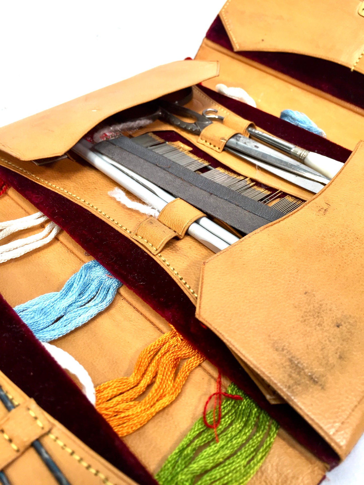 Antique Leather Travel Needlework & Sewing Case Pouch / Wallet & Contents c.1930