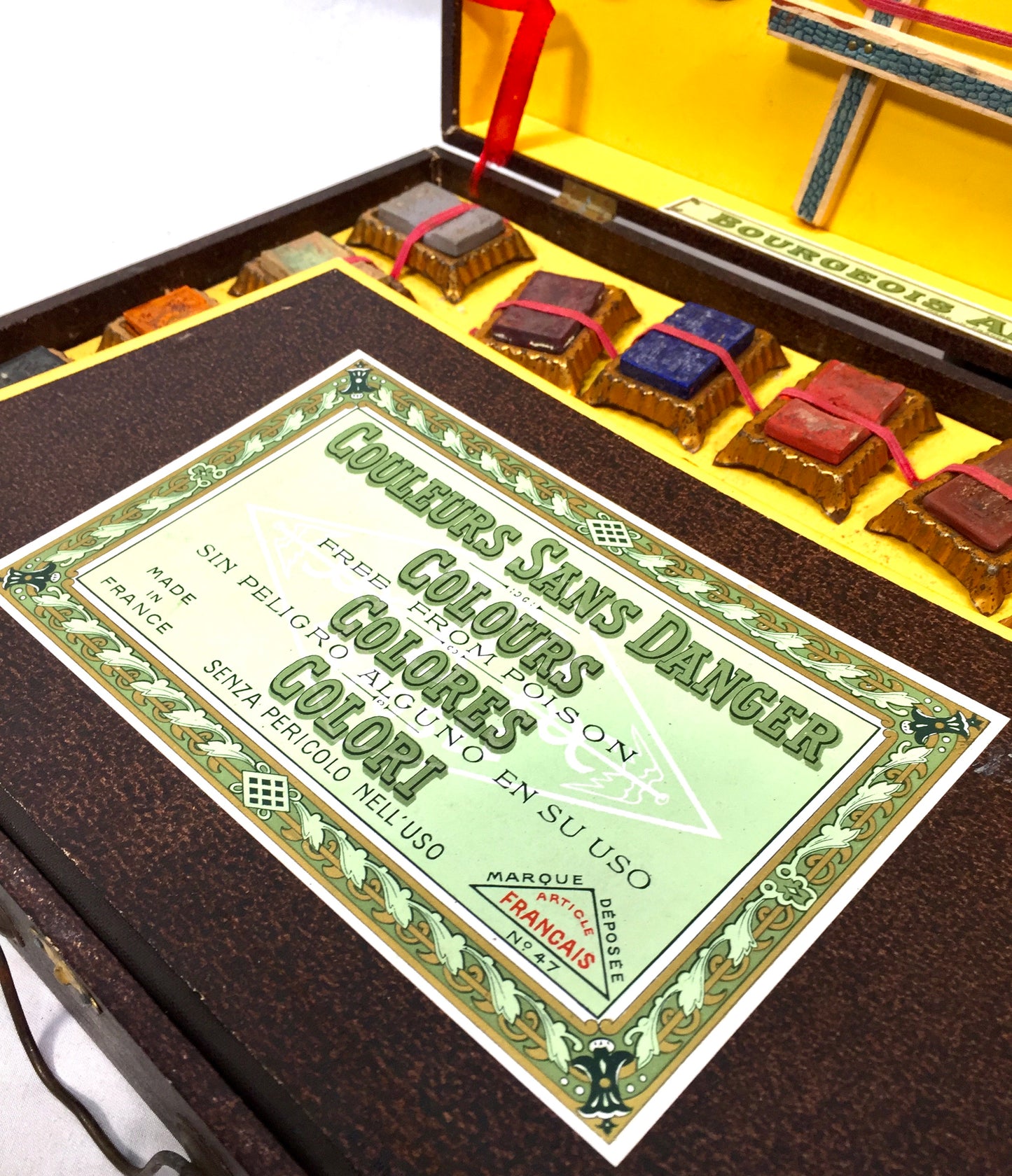 Antique French Art Nouveau Bourgeois Aine-Paris Watercolour Artists Paint Box