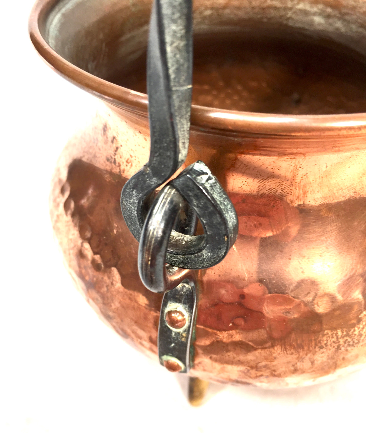 Antique Arts & Crafts Hammered Copper Footed Cauldron & Handle Cache Pot Planter