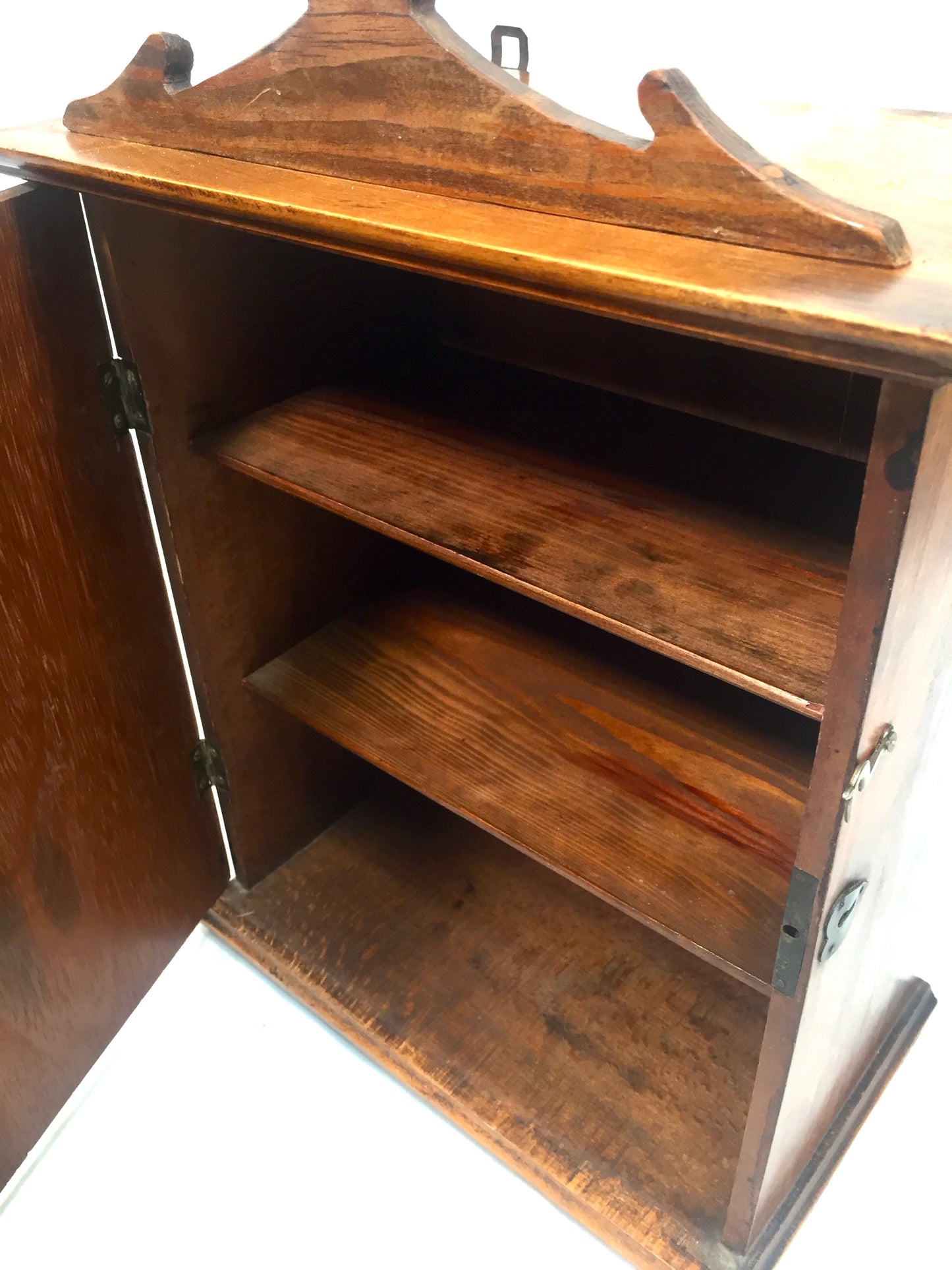 Antique Arts & Crafts Wooden Tabletop / Wall Hanging Cupboard Storage Box c1930