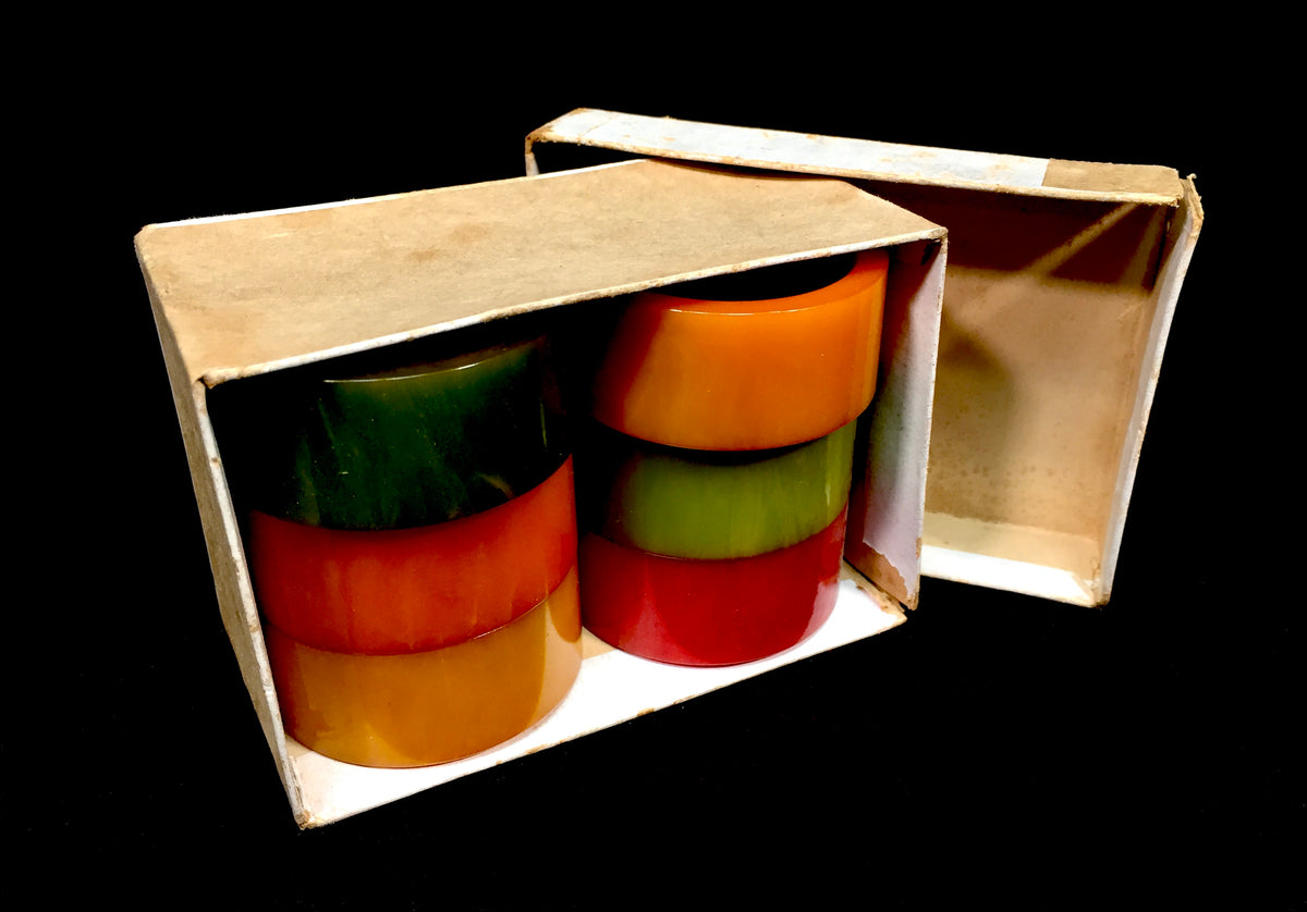Antique Art Deco Complete Set of Six Colourful Bakelite Napkin Rings &amp; Box c1930