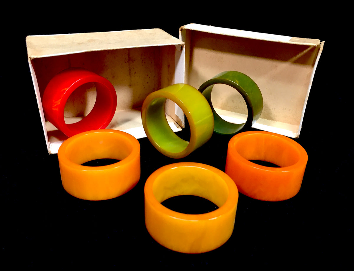 Antique Art Deco Complete Set of Six Colourful Bakelite Napkin Rings &amp; Box c1930