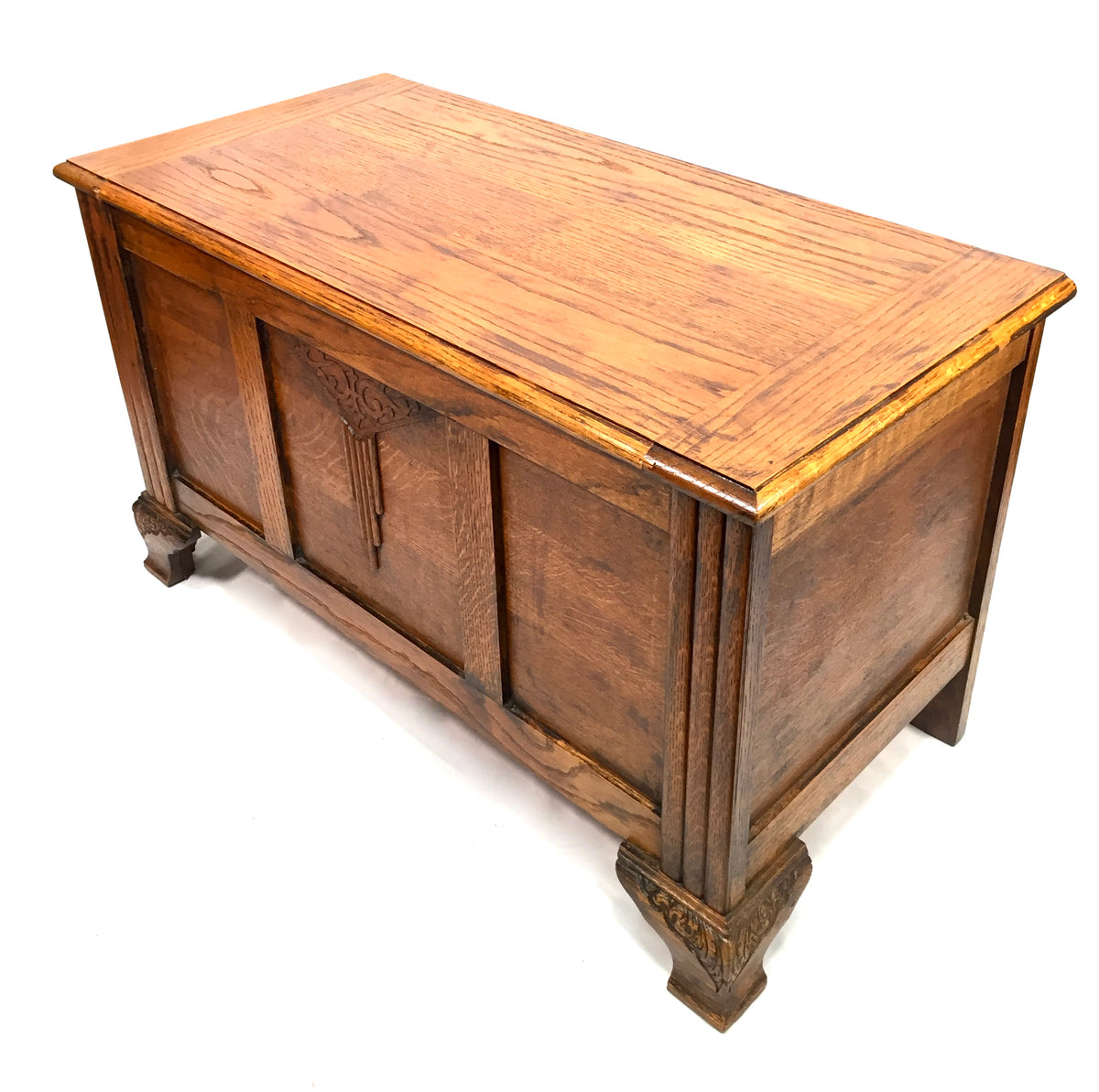 Antique Carved Wooden Oak Storage Blanket Box / Coffer Trunk 20th Century c.1930