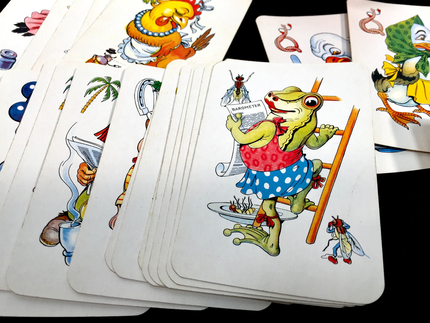 Antique Game - 1970s Austrian Cat Card Game by Piatnik in Vienna 'Le Mistigri'
