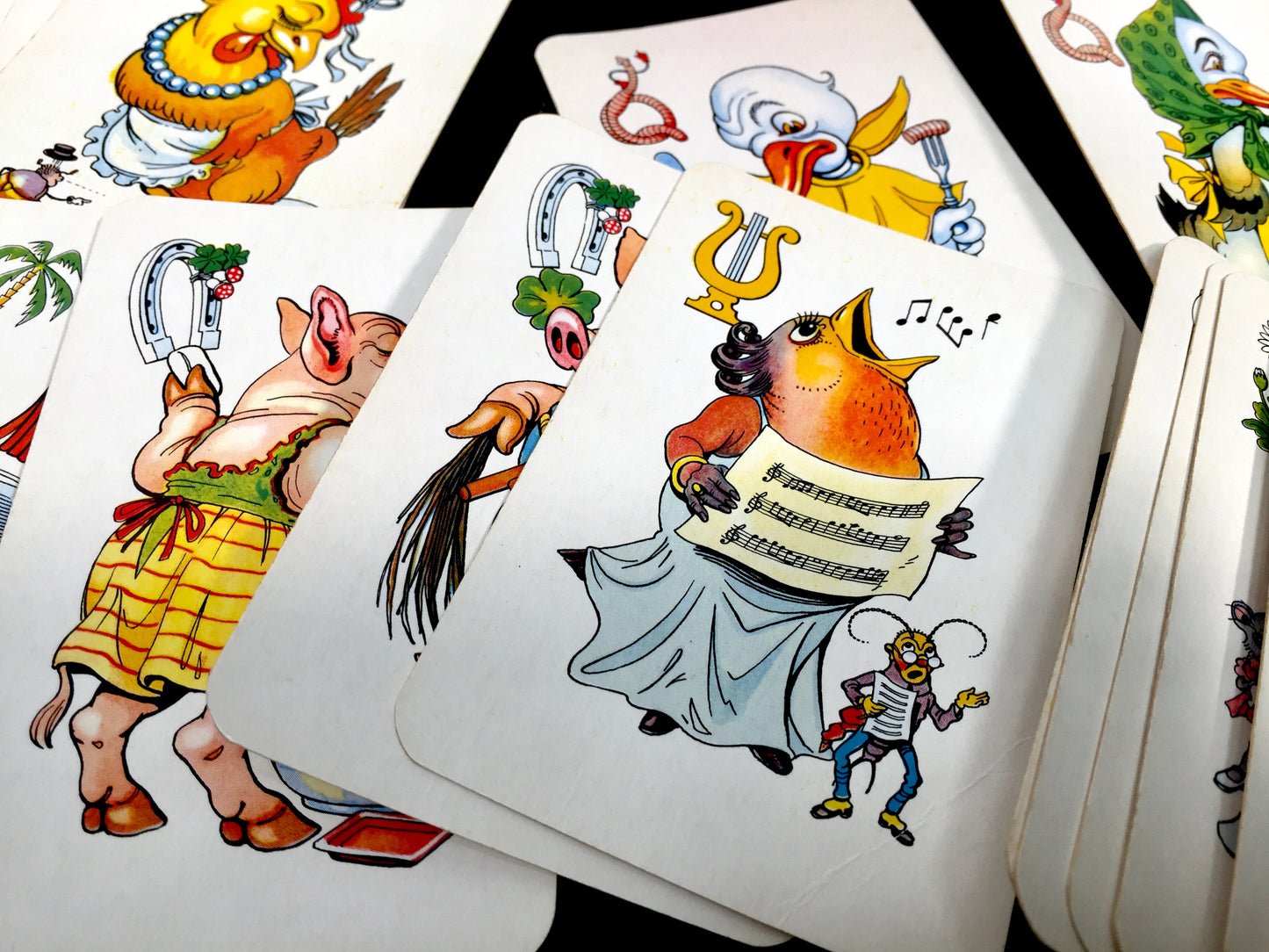 Antique Game - 1970s Austrian Cat Card Game by Piatnik in Vienna 'Le Mistigri'