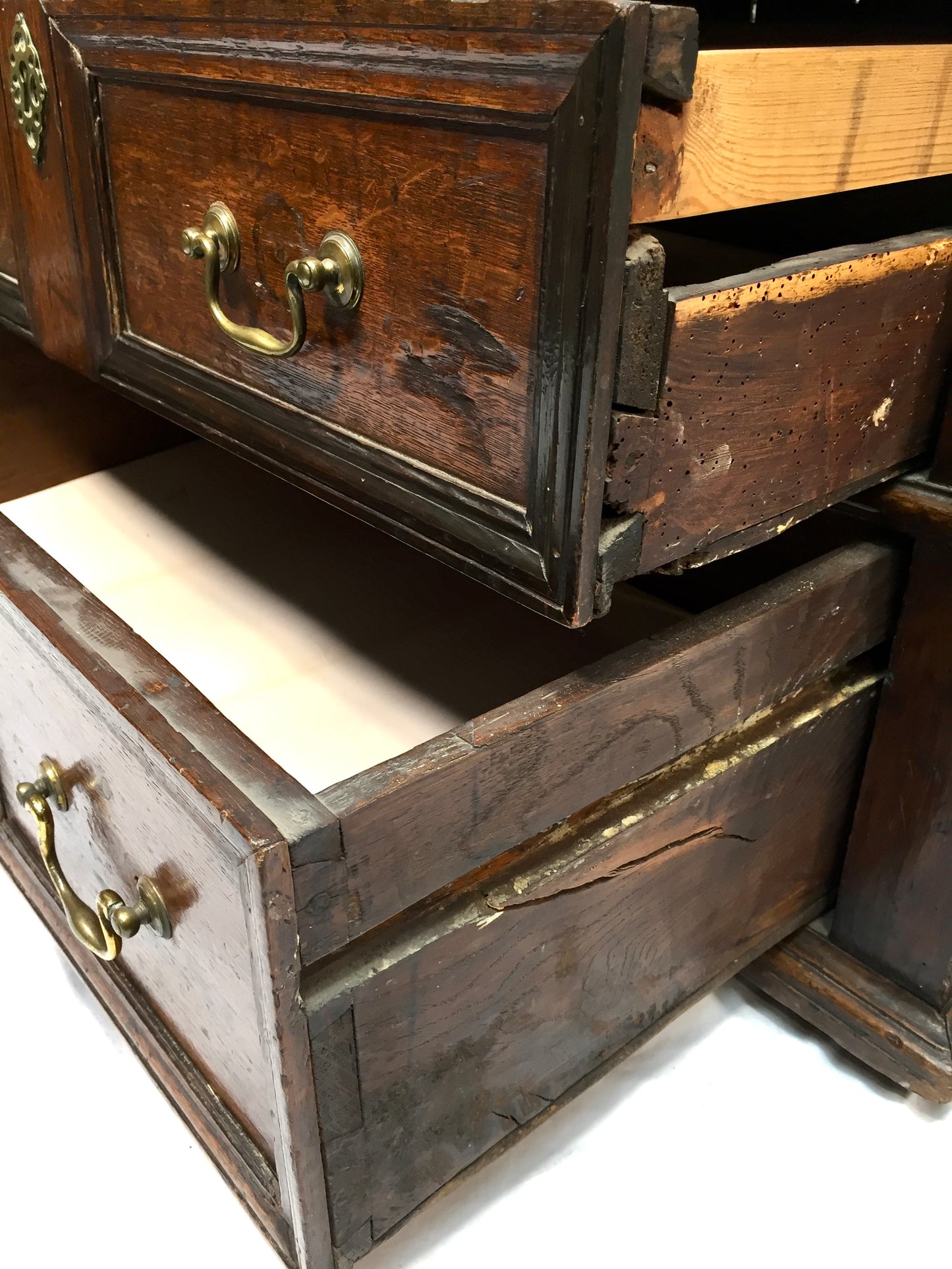 Antique 18th / 17th Century Oak Wooden Chest of Drawers Storage Cabinet c.1700