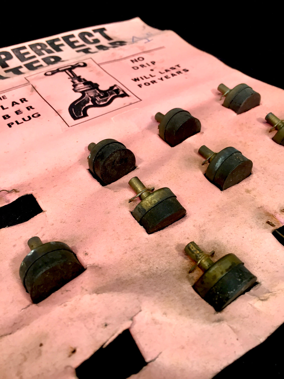 Antique Advertising - Mid 20th Century DIY Shop Showcard for 'A Perfect Tap'