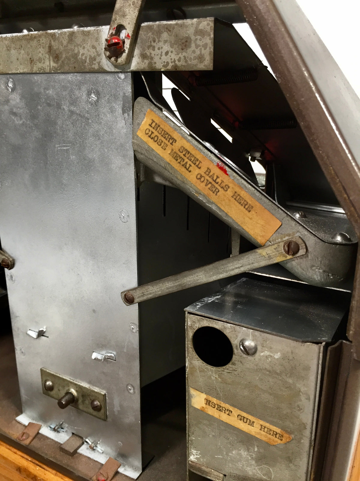 Antique 1939 Trade Stim Pike’s Peak Arcade Coin Operated Machine Working / Keys