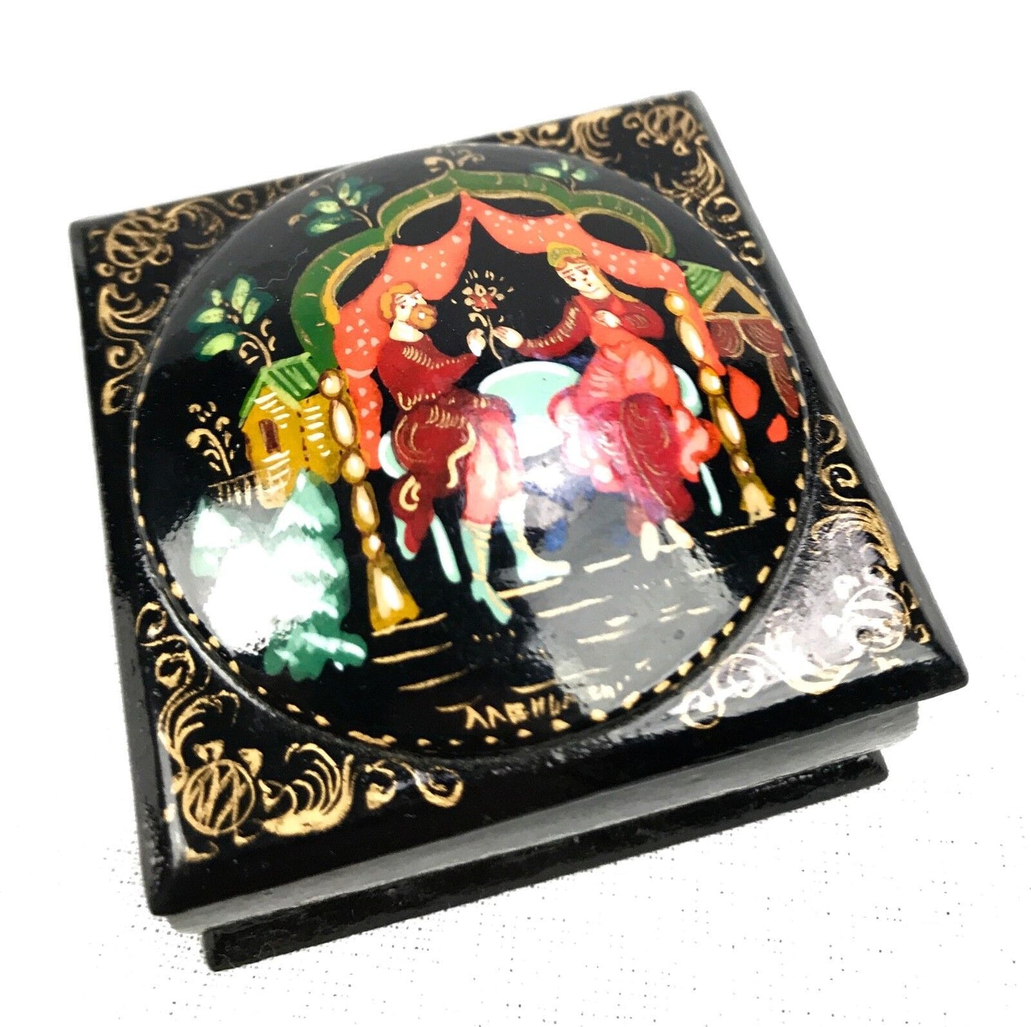 Russian Lacquered Fairytale Trinket Box / Signed  / Black And Red