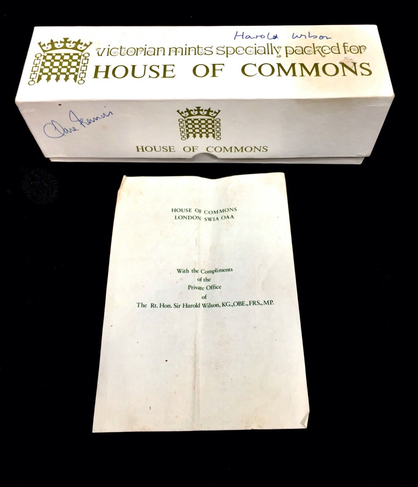 Boxed House of Commons Chocolates Signed Harold Wilsons Clare Francis 1976 RARE