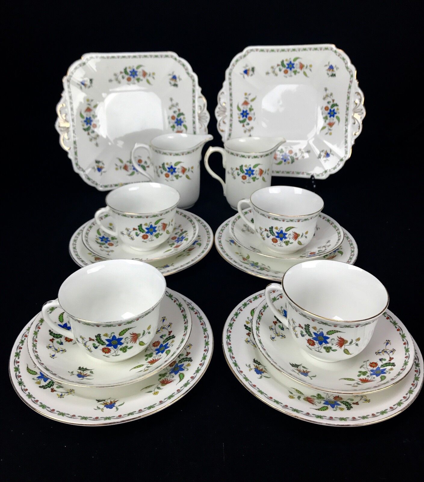 Shelley Tea Set Chelsea 11280 For 4 People / Trio / Vintage 20th Century / Cup